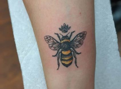 蜜蜂纹身的意义