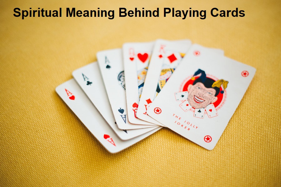 Духовното значение зад картите за игра